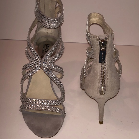 Michael Kors gray Heels - Picture 3 of 4